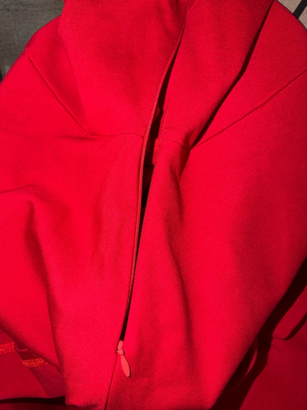 Pretty Red Off-Shoulder High-Low Dress - Picture 4 of 5